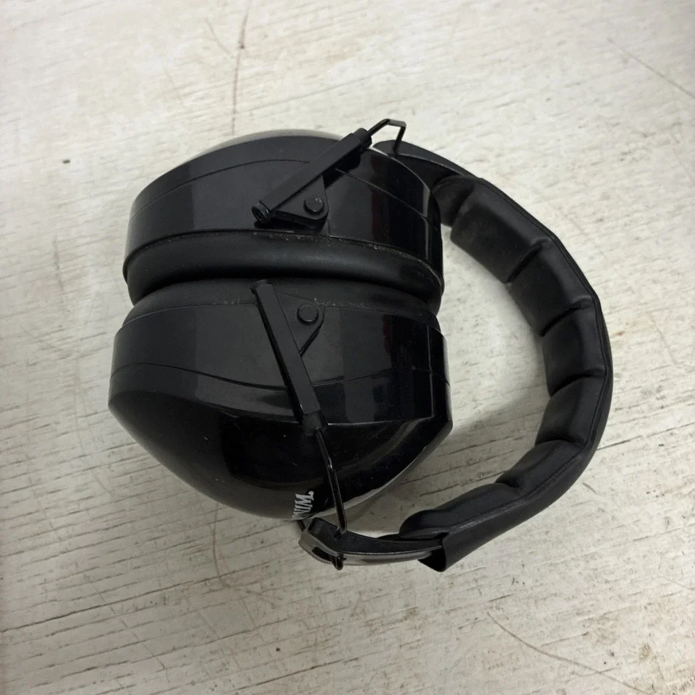 Winchester hearing protection  noise reducing earmuffs